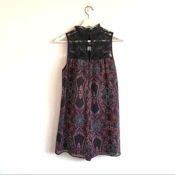 🛍️ 3/$20 BCBGeneration Pink / Maroon Paisley Lace Yoke High Neck Romper Sz Small - Picture 4 of 13